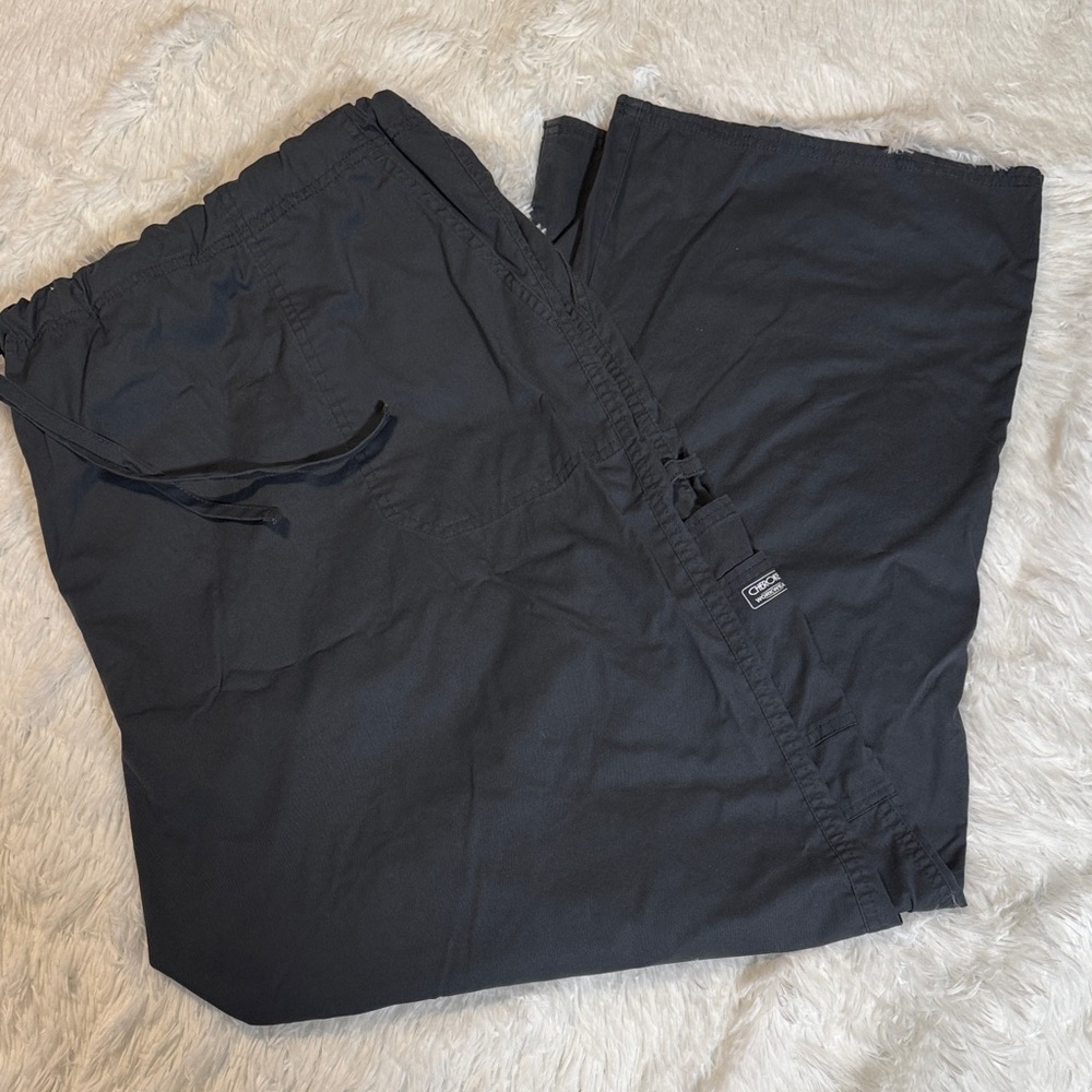 Cherokee Men's Dark Gray scrubs, size 4XL